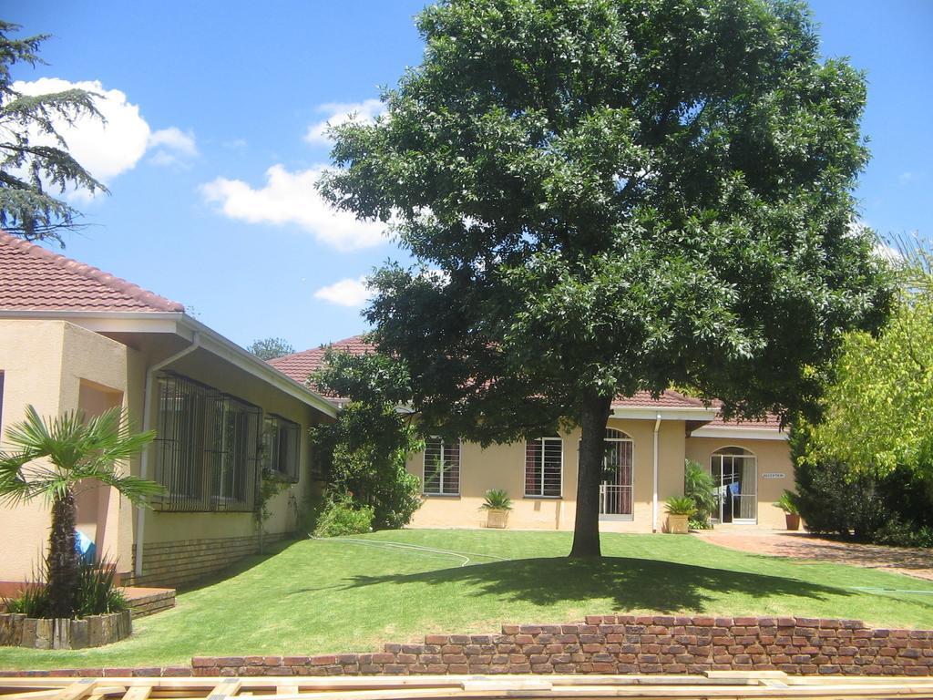 קמפטון פארק Airport Lodge Guest House מראה חיצוני תמונה
