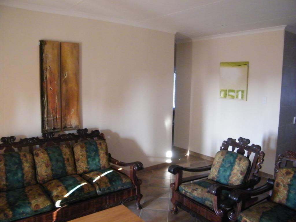 קמפטון פארק Airport Lodge Guest House מראה חיצוני תמונה
